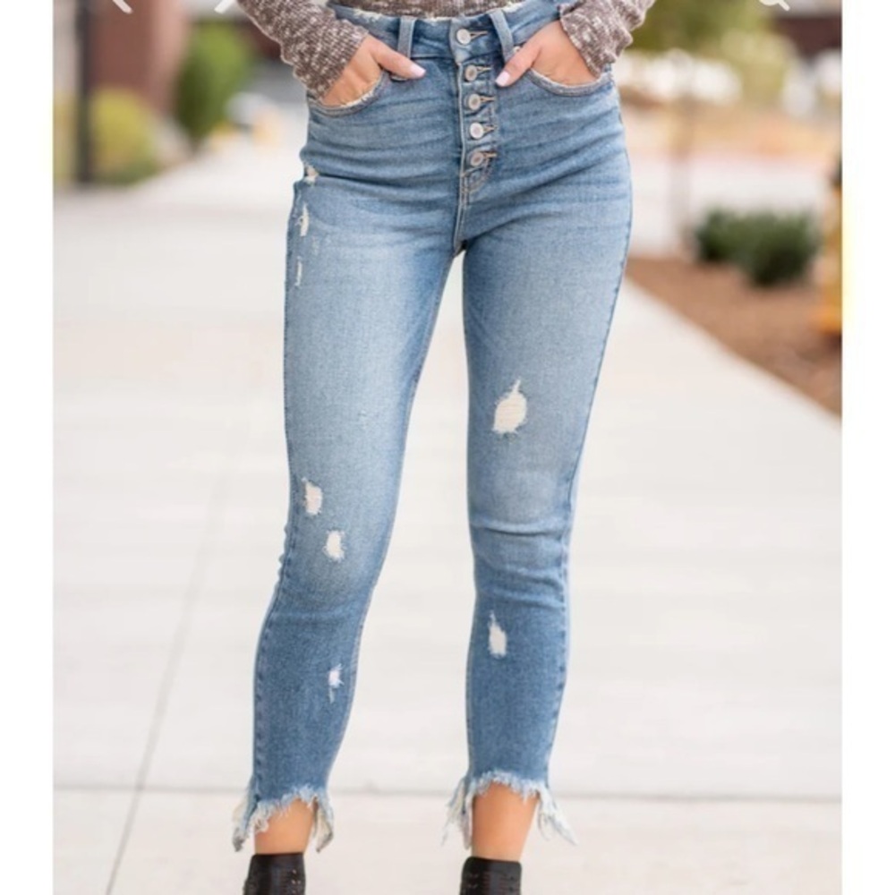 Kancan high rise button fly skinny jeans SIZE 3/25